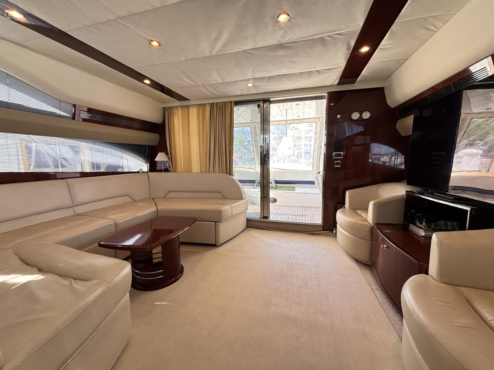 princess_57_fly_-_la_grande_motte_21_.jpg