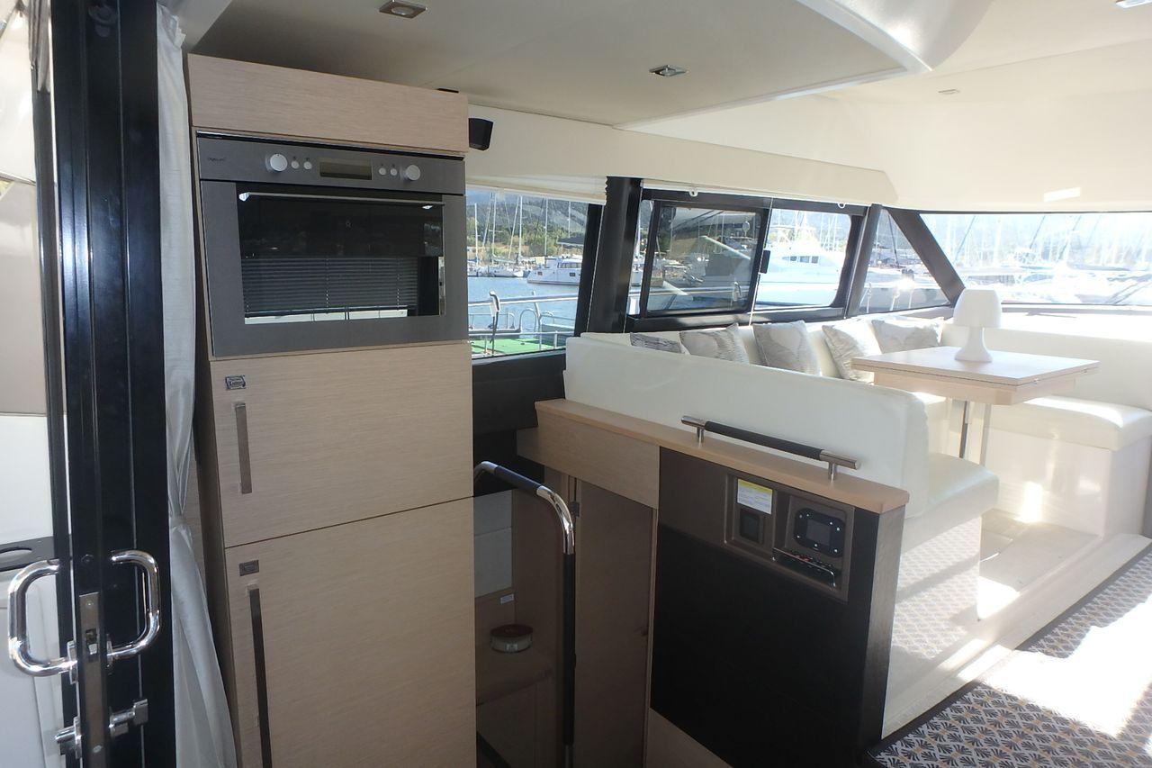 jeanneau_prestige_450_-_port_camargue_5_.jpeg