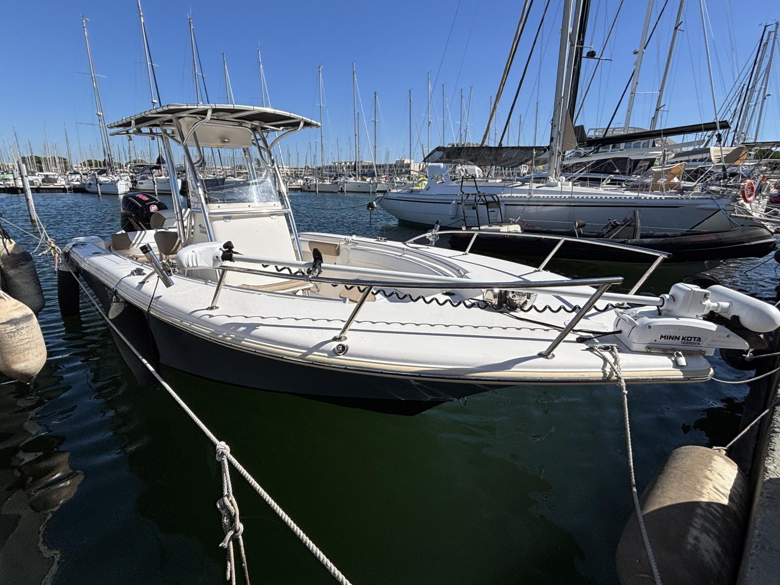 key_west_244_cc_blue_water_-_port_camargue_68_.jpg