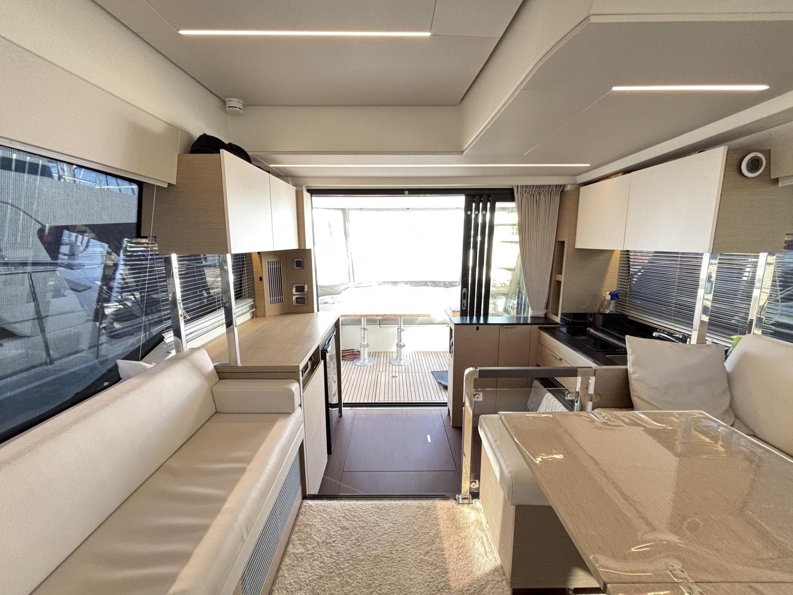 jeanneau_prestige_420_-_la_grande_motte_42_.jpg
