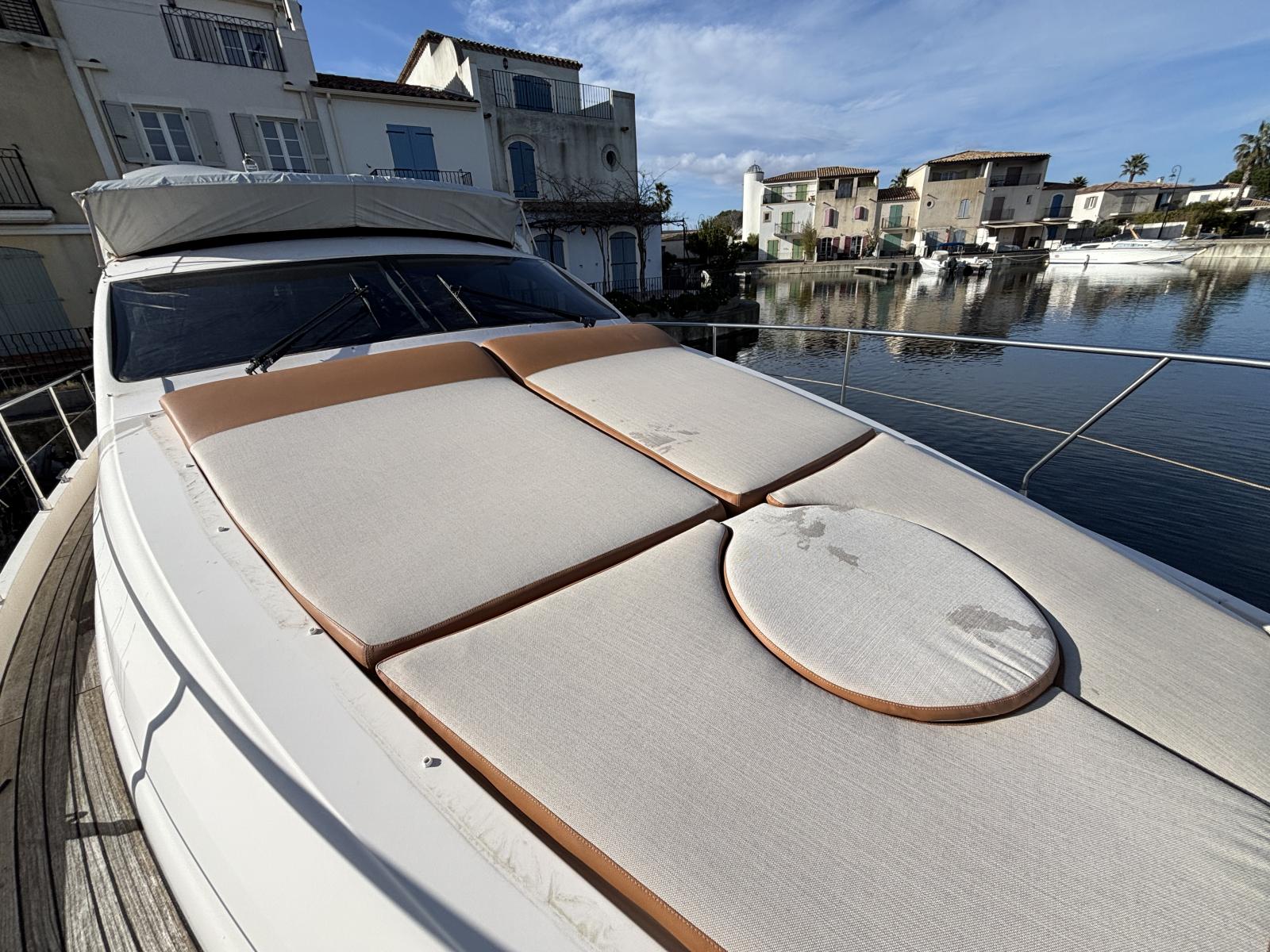 rodman_muse_44_-_port_camargue_51_.jpg