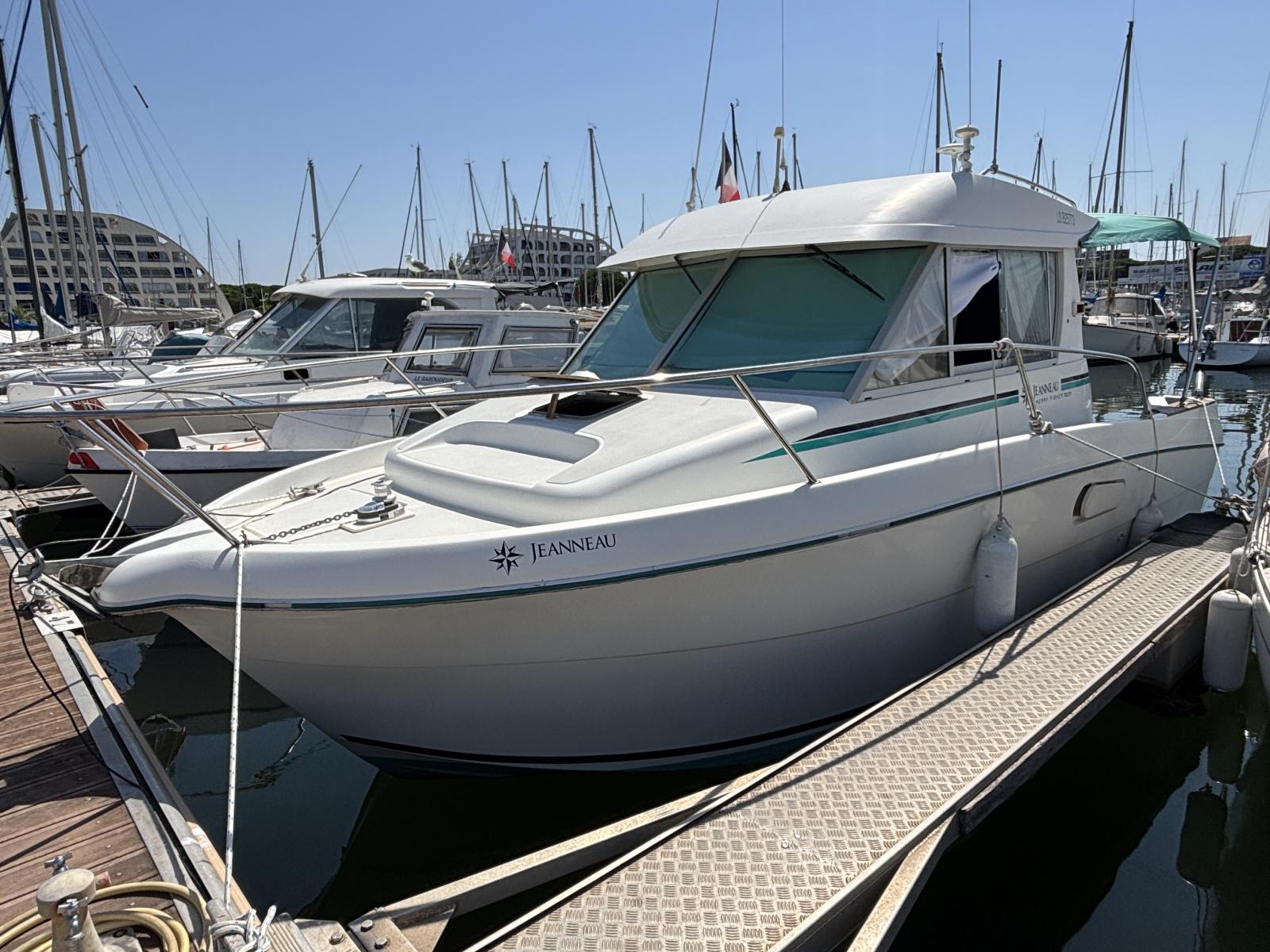 jeanneau_merry_fisher_750_cr_-_port_camargue_38_.jpg